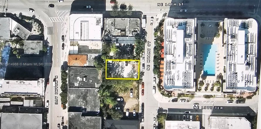 Propiedad comercial en Miami, Florida № 1970650
