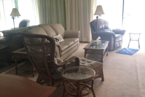 Condo in Lauderdale-by-the-Sea, Florida, 1 bedroom  № 2087625 - photo 14