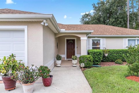 Villa ou maison à vendre à Palm Coast, Floride: 3 chambres, 175.03 m2 № 2408768 - photo 4