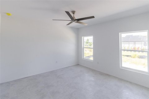 House in Rotonda, Florida 4 bedrooms, 167.5 sq.m. № 1558230 - photo 8
