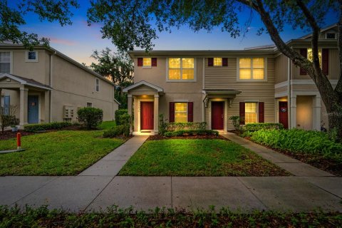 Touwnhouse à Fish Hawk, Floride 2 chambres, 115.94 m2 № 2118107