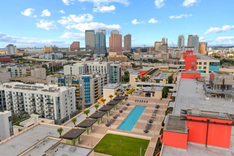Condominio en venta en Tampa, Florida, 2 dormitorios, 97.55 m2 № 2419886 - foto 5