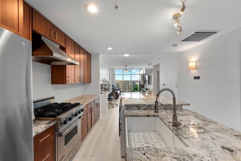 Condominio en venta en Tampa, Florida, 2 dormitorios, 97.55 m2 № 2419886 - foto 9