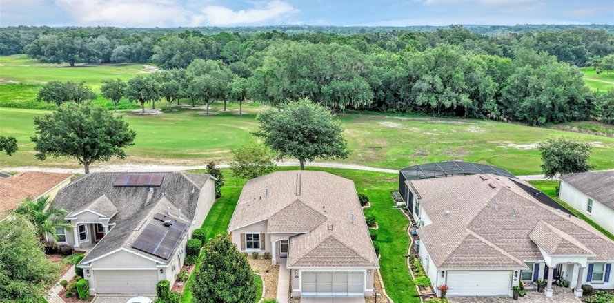 Casa en Leesburg, Florida 2 dormitorios, 153.2 m2 № 2227790