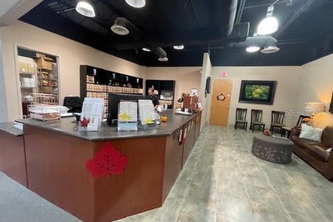 Commercial property in Oviedo, Florida 211.07 sq.m. № 1436264 - photo 9