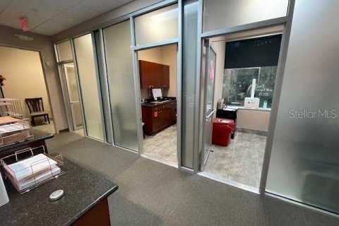 Commercial property in Oviedo, Florida 211.07 sq.m. № 1436264 - photo 23