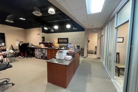 Commercial property in Oviedo, Florida 211.07 sq.m. № 1436264 - photo 17