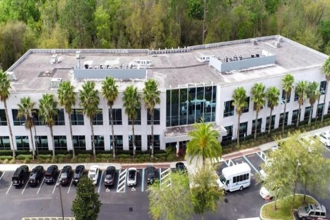 Commercial property in Oviedo, Florida 211.07 sq.m. № 1436264 - photo 2