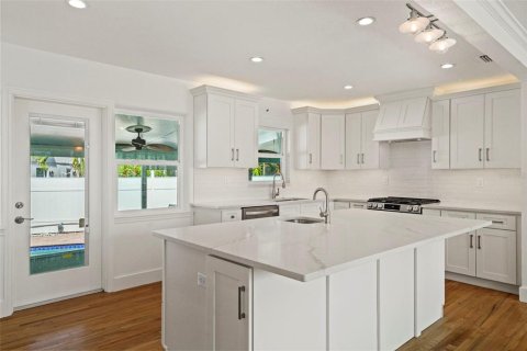 Villa ou maison à vendre à Clearwater, Floride: 4 chambres, 203.64 m2 № 1899725 - photo 7