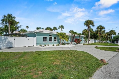 Villa ou maison à vendre à Clearwater, Floride: 4 chambres, 203.64 m2 № 1899725 - photo 3