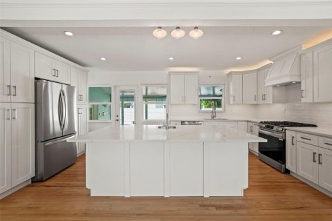 Villa ou maison à vendre à Clearwater, Floride: 4 chambres, 203.64 m2 № 1899725 - photo 5