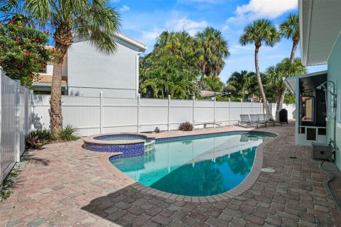 Villa ou maison à vendre à Clearwater, Floride: 4 chambres, 203.64 m2 № 1899725 - photo 1