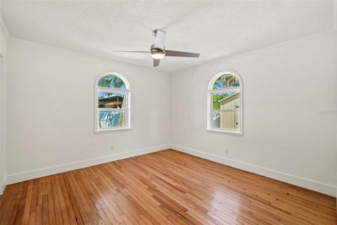 Villa ou maison à vendre à Clearwater, Floride: 4 chambres, 203.64 m2 № 1899725 - photo 15