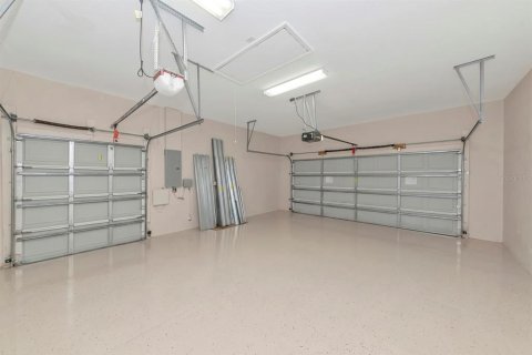 House in Parrish, Florida 3 bedrooms, 243.68 sq.m. № 2238632 - photo 29