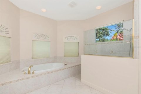 House in Parrish, Florida 3 bedrooms, 243.68 sq.m. № 2238632 - photo 20
