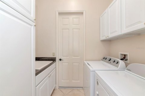 House in Parrish, Florida 3 bedrooms, 243.68 sq.m. № 2238632 - photo 26