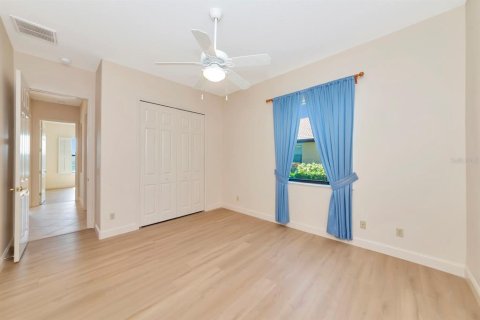 House in Parrish, Florida 3 bedrooms, 243.68 sq.m. № 2238632 - photo 15