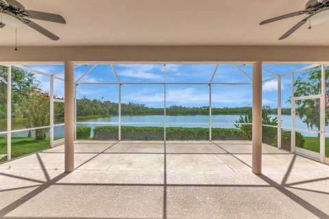 House in Parrish, Florida 3 bedrooms, 243.68 sq.m. № 2238632 - photo 5