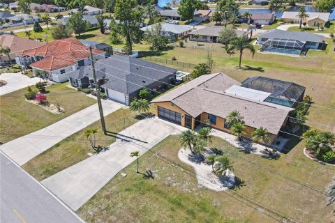 Casa en venta en Punta Gorda, Florida, 4 dormitorios, 154.68 m2 № 1717811 - foto 4
