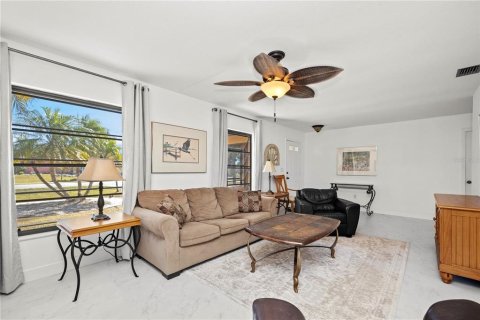 Casa en venta en Punta Gorda, Florida, 4 dormitorios, 154.68 m2 № 1717811 - foto 22
