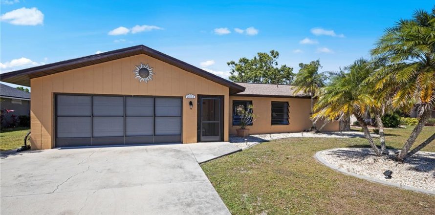 Casa en Punta Gorda, Florida 4 dormitorios, 154.68 m2 № 1717811