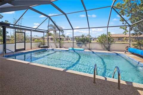 Casa en venta en Punta Gorda, Florida, 4 dormitorios, 154.68 m2 № 1717811 - foto 13
