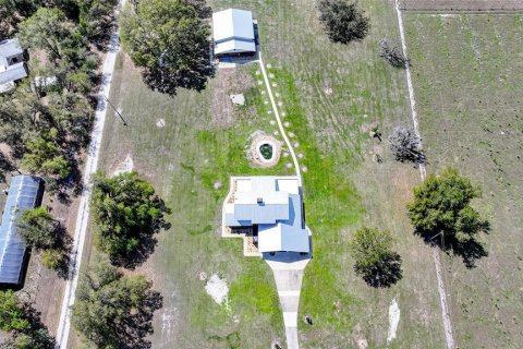 Villa ou maison à vendre à Arcadia, Floride: 3 chambres, 289.39 m2 № 2100305 - photo 4