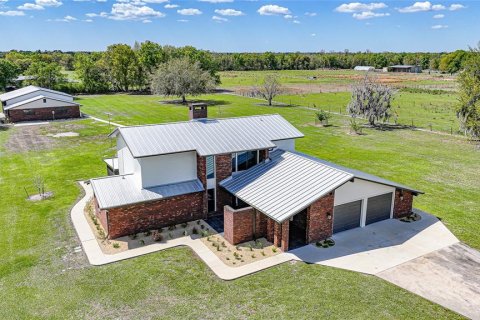 Villa ou maison à Arcadia, Floride 3 chambres, 289.39 m2 № 2100305