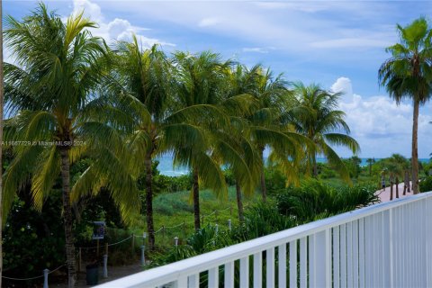 Condominio en alquiler en Miami Beach, Florida, 2 dormitorios, 118.91 m2 № 1980087 - foto 18