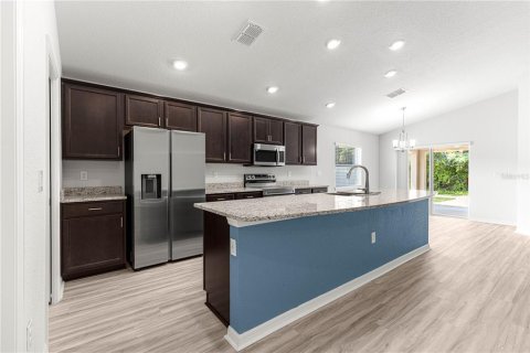 House in Ocala, Florida 4 bedrooms, 169.36 sq.m. № 2227695 - photo 18