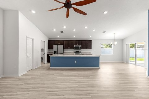 House in Ocala, Florida 4 bedrooms, 169.36 sq.m. № 2227695 - photo 16