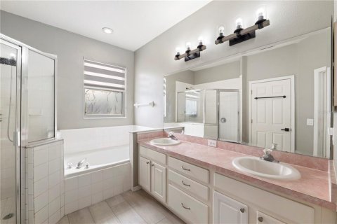 Villa ou maison à vendre à Orlando, Floride: 3 chambres, 154.03 m2 № 2400473 - photo 8