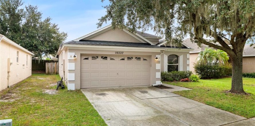 Villa ou maison à Orlando, Floride 3 chambres, 154.03 m2 № 2400473