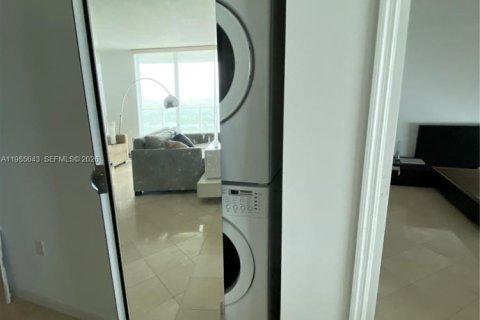 Copropriété à louer à Miami, Floride: 1 chambre, 73.49 m2 № 2047382 - photo 8