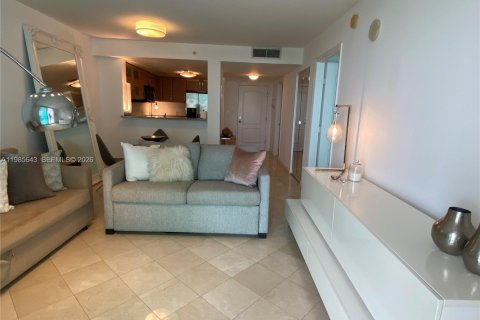Copropriété à louer à Miami, Floride: 1 chambre, 73.49 m2 № 2047382 - photo 5