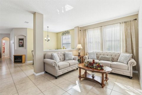 House in Kissimmee, Florida 4 bedrooms, 207.26 sq.m. № 1562067 - photo 7