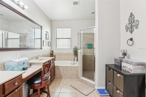 House in Kissimmee, Florida 4 bedrooms, 207.26 sq.m. № 1562067 - photo 20