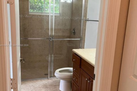 Villa ou maison à louer à Davie, Floride: 5 chambres, 403.1 m2 № 2023988 - photo 25
