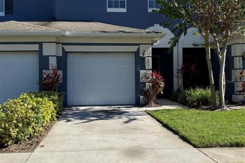 Adosado en alquiler en Orlando, Florida, 2 dormitorios, 136.75 m2 № 1686886 - foto 1