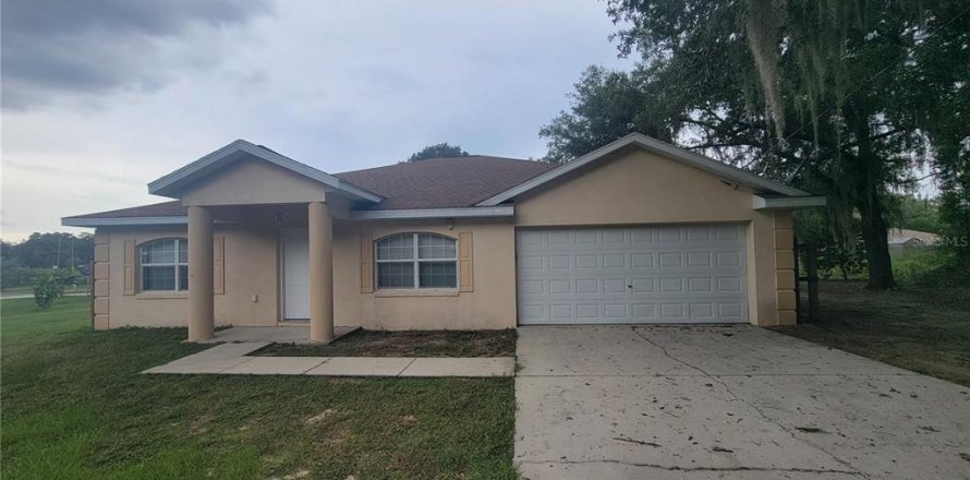 Villa ou maison à Ocala, Floride 3 chambres, 174.19 m2 № 2406461