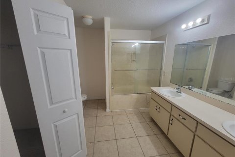 Villa ou maison à louer à Ocala, Floride: 3 chambres, 174.19 m2 № 2406461 - photo 5