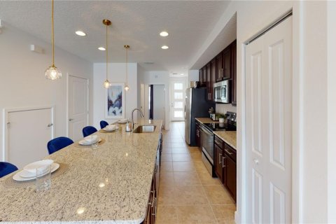 Townhouse in Kissimmee, Florida 3 bedrooms, 147.81 sq.m. № 1828015 - photo 6