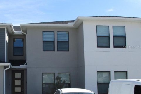 Townhouse in Kissimmee, Florida 3 bedrooms, 147.81 sq.m. № 1828015 - photo 1