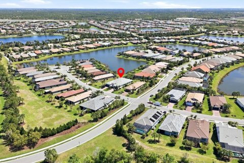 House in Bradenton, Florida 2 bedrooms, 146.23 sq.m. № 2150191 - photo 4