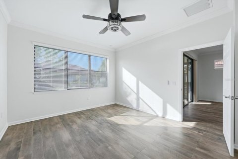 House in Bradenton, Florida 2 bedrooms, 146.23 sq.m. № 2150191 - photo 24