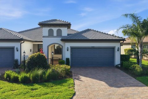 House in Bradenton, Florida 2 bedrooms, 146.23 sq.m. № 2150191