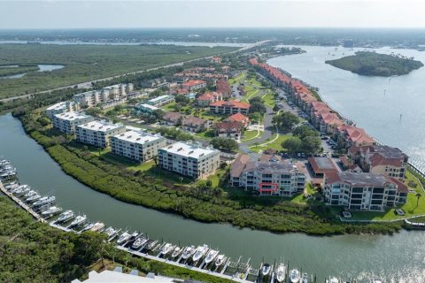 Купить кондоминиум в Нью-Смирна-Бич, Флорида 8 комнат, 120.68м2, № 2148694 - фото 7