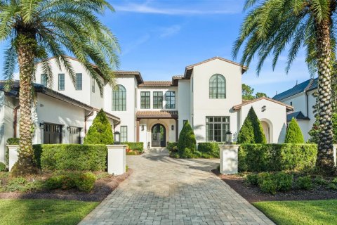 House in Orlando, Florida 5 bedrooms, 622.82 sq.m. № 2202826 - photo 2
