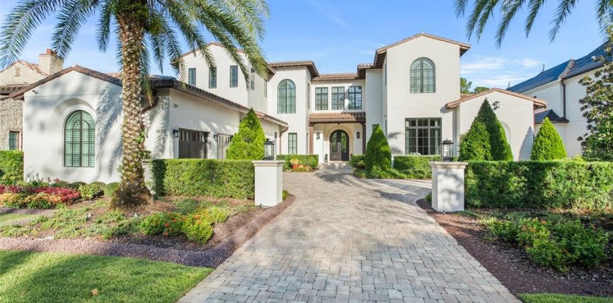 House in Orlando, Florida 5 bedrooms, 622.82 sq.m. № 2202826