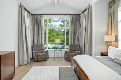 House in Orlando, Florida 5 bedrooms, 622.82 sq.m. № 2202826 - photo 8